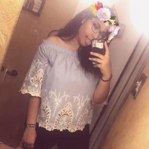 Meet your Posher, Shawntia